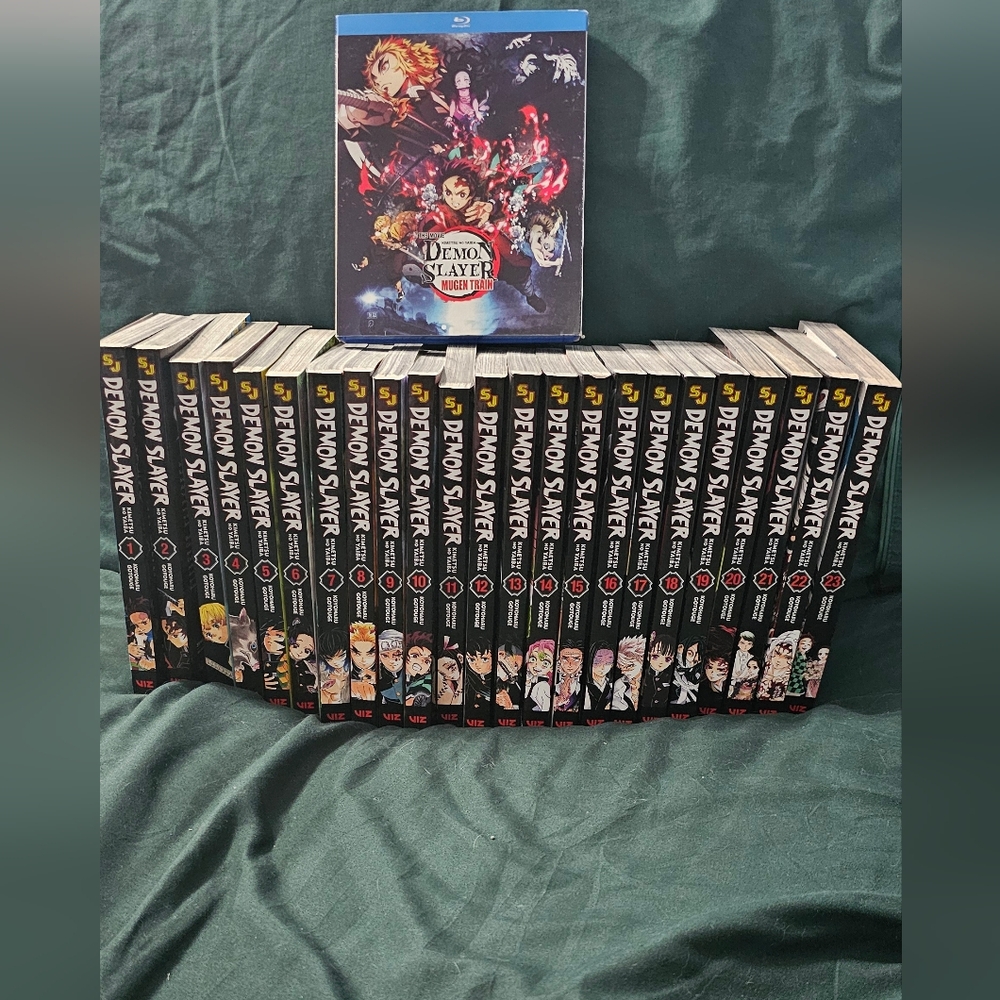 Demon Slayer Manga Set